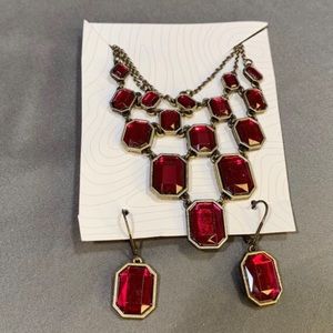 Gothic necklace and earrings set
